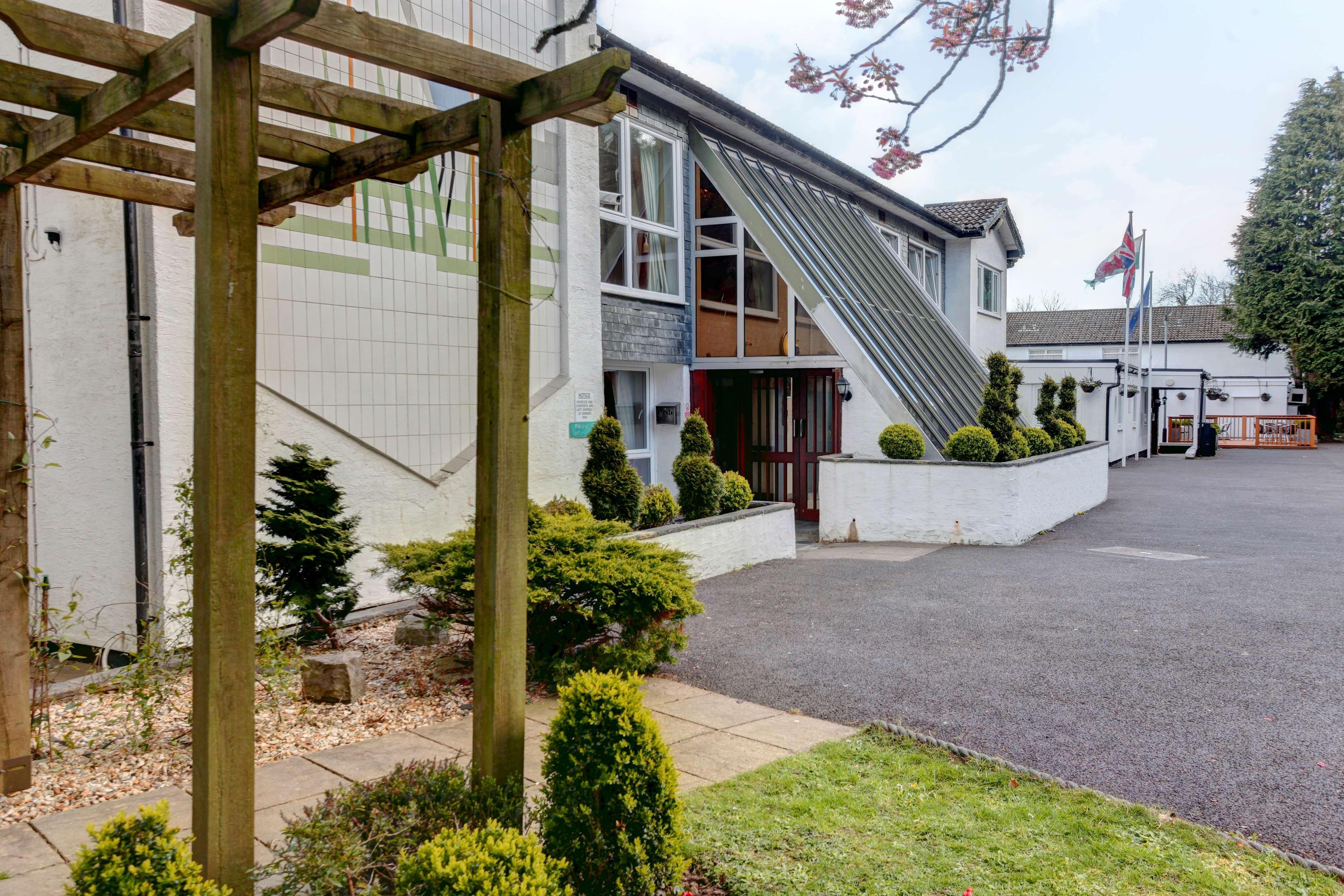 Best Western Premier Heronston Hotel & Spa Bridgend  Exterior foto