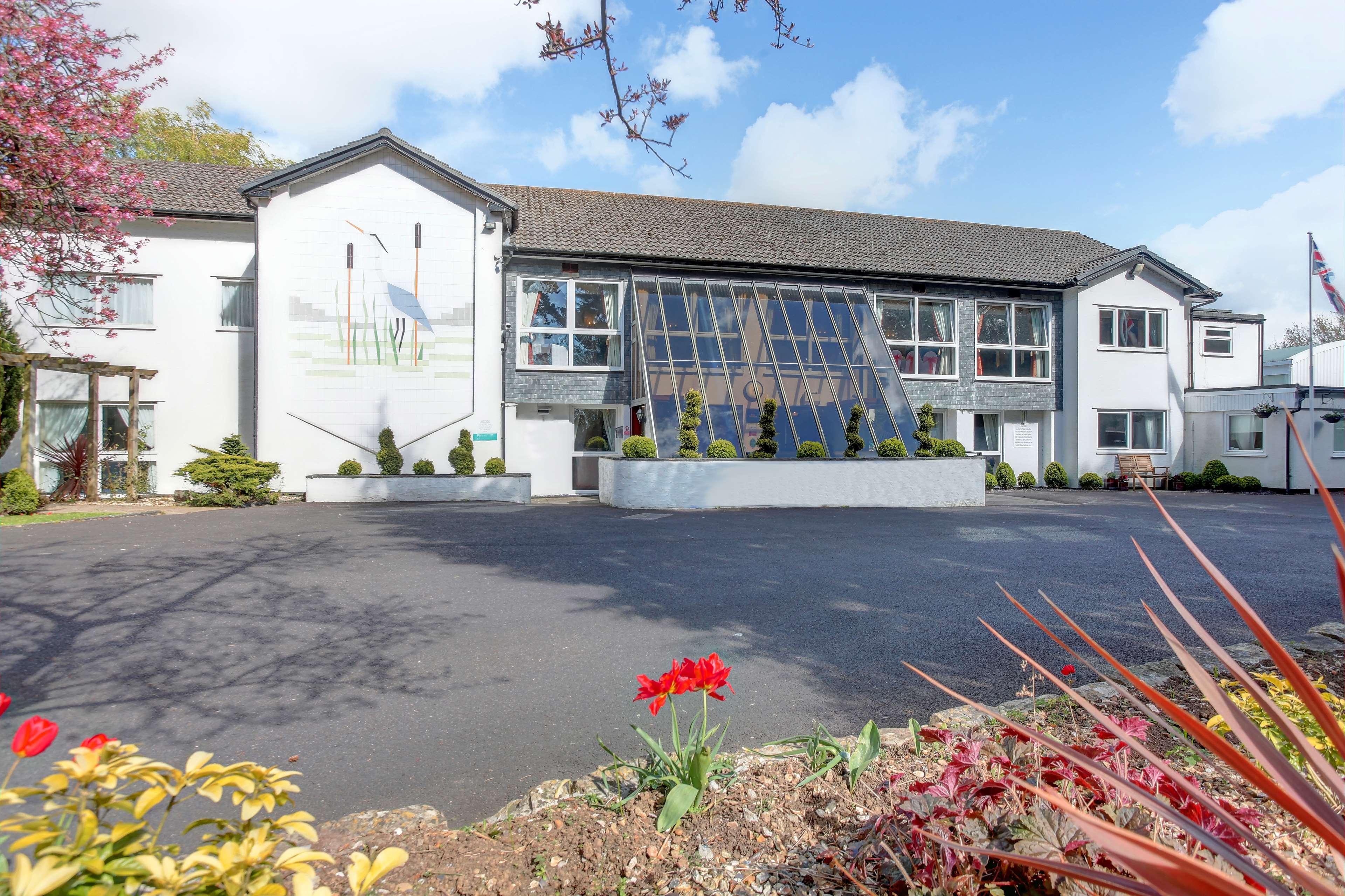 Best Western Premier Heronston Hotel & Spa Bridgend  Exterior foto